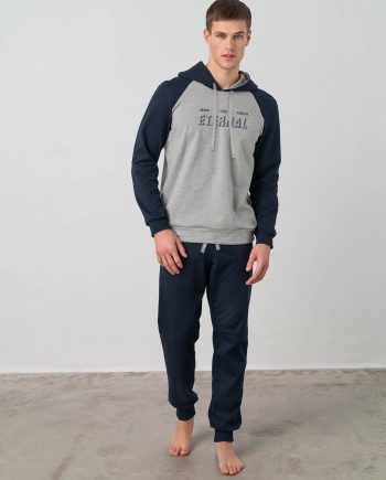 Tracksuit with Long Sleeves