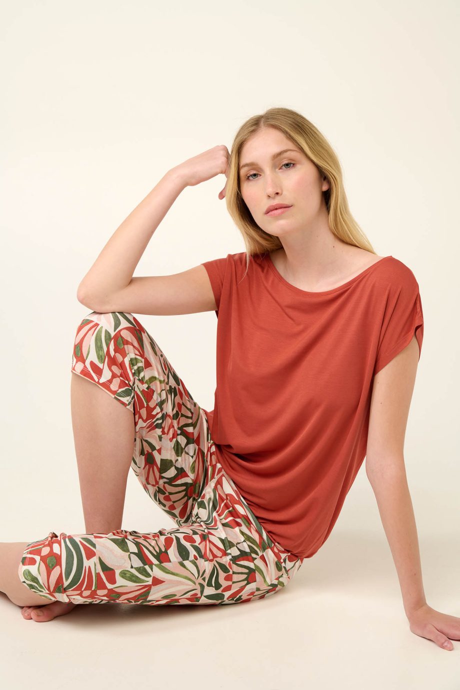 Women’s Pyjamas with Capri Pants