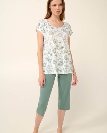 Micromodal Women’s Pyjamas with Capri Pants