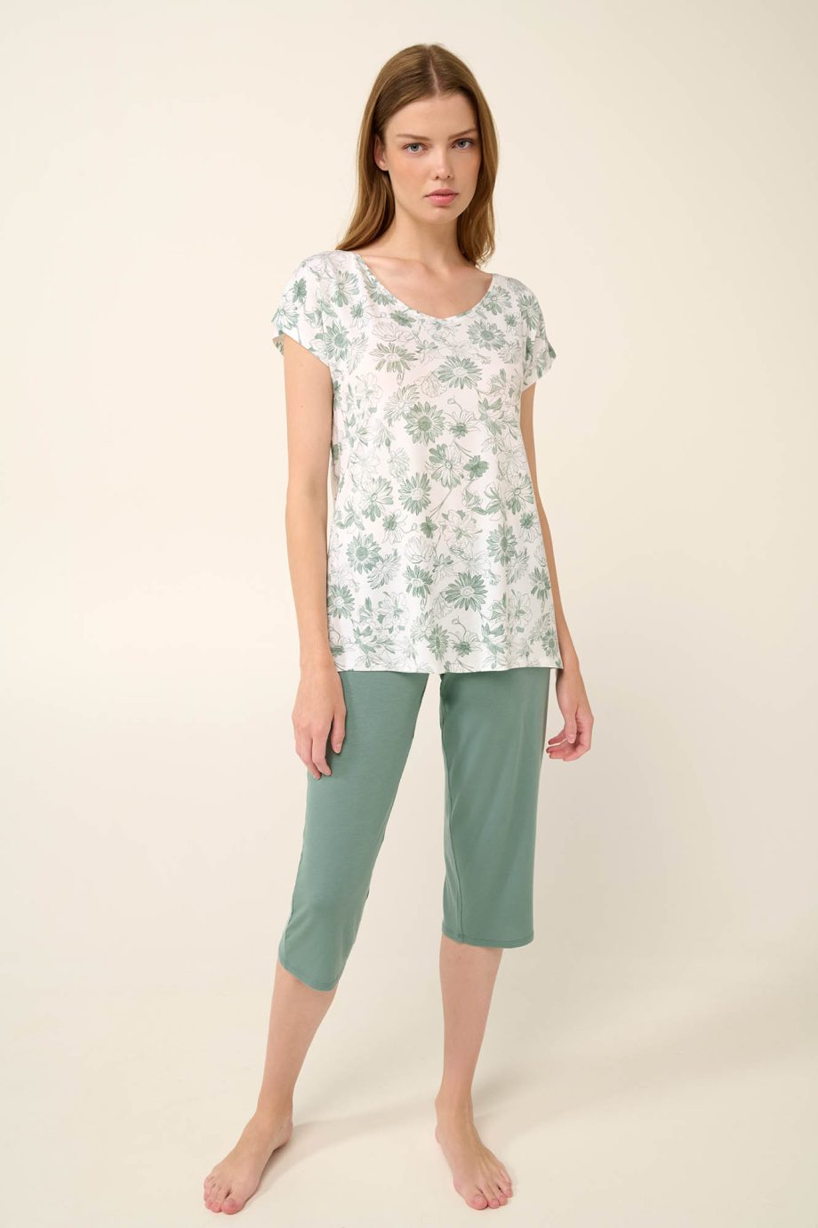 Micromodal Women’s Pyjamas with Capri Pants