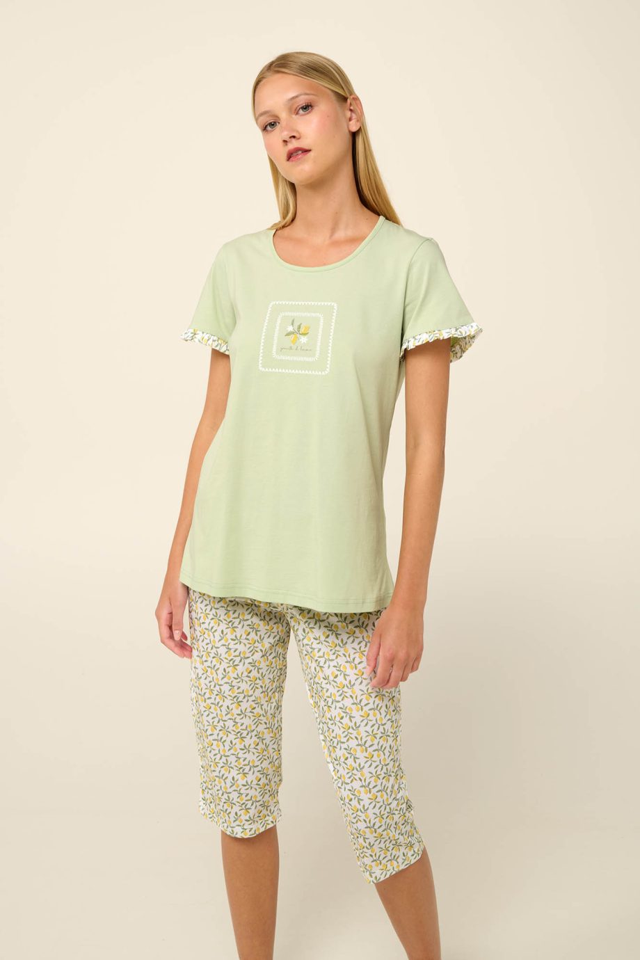 Cotton Women’s Pyjamas with Capri Pants