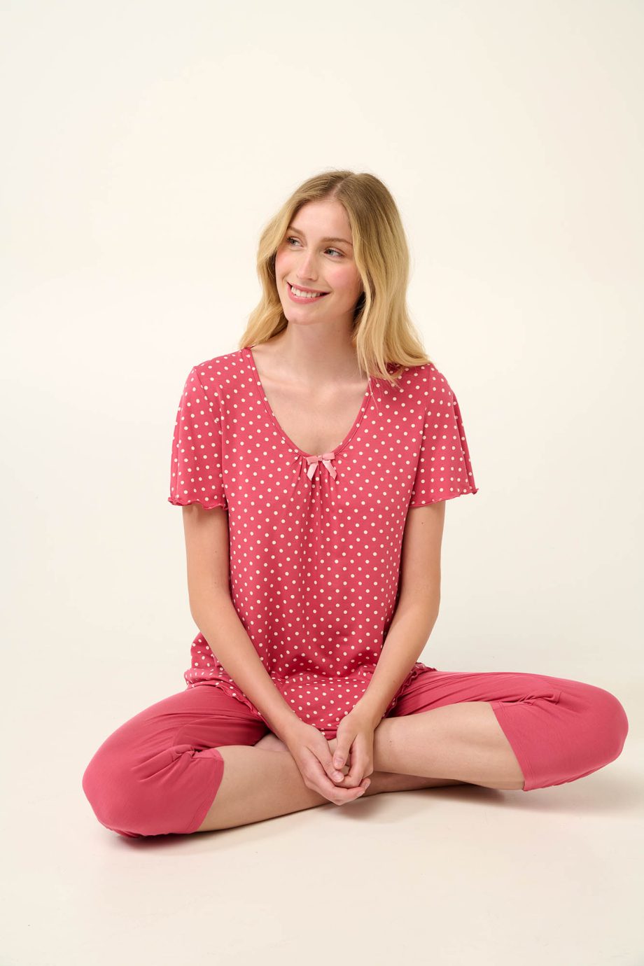 Women’s Pyjamas with Capri Pants