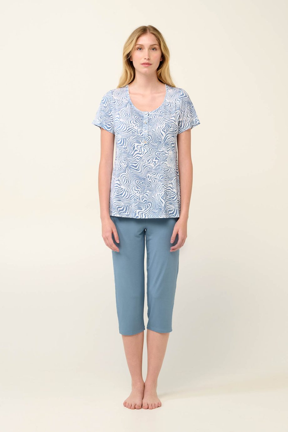 Women’s Pyjamas with Capri Pants