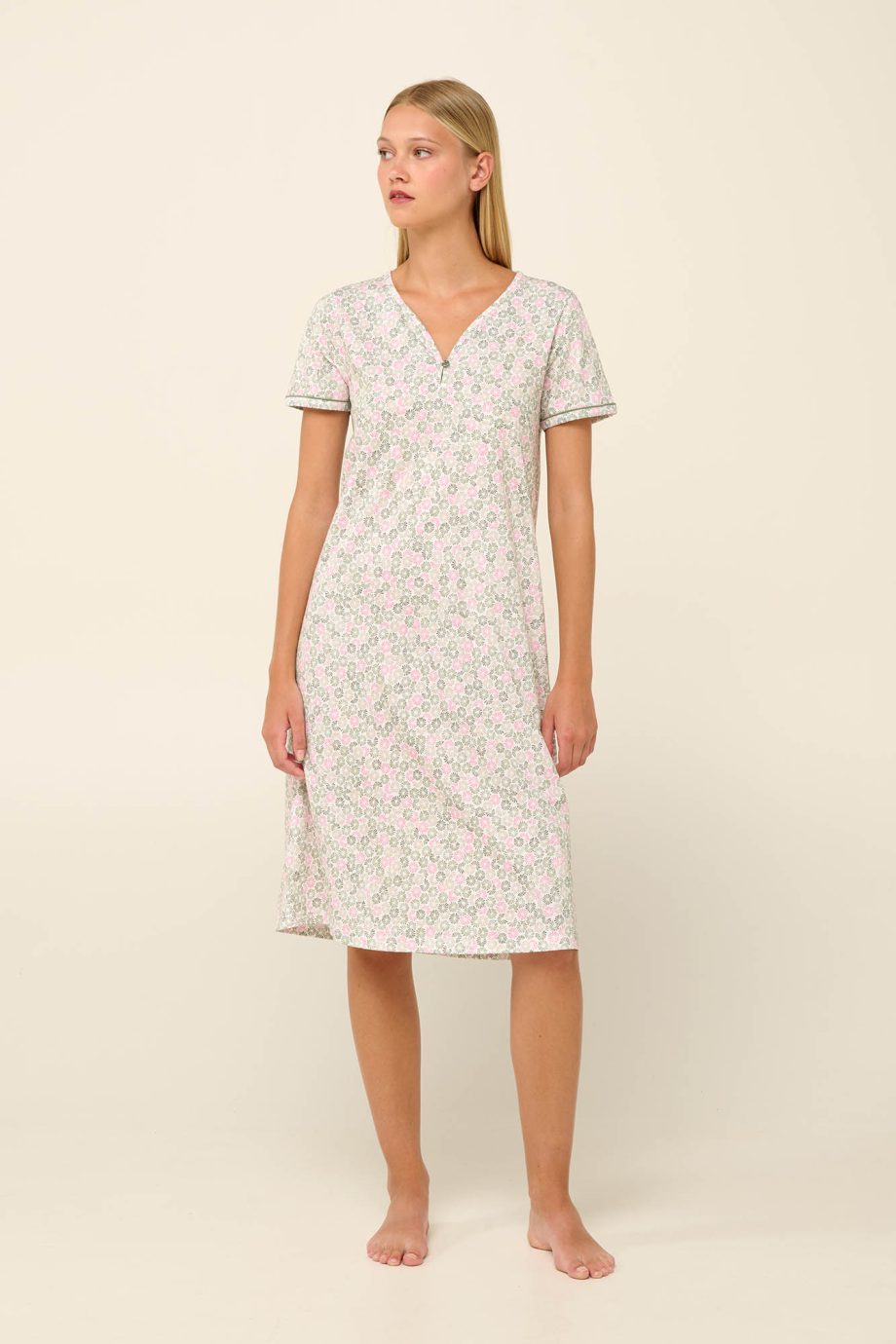 Cotton Nursing and Maternity Nightgown with Pleat