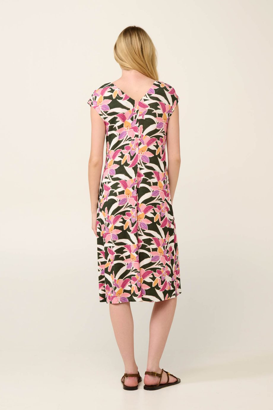 Summer Dress with V Back and Pleat in Watercolor Liliums Print