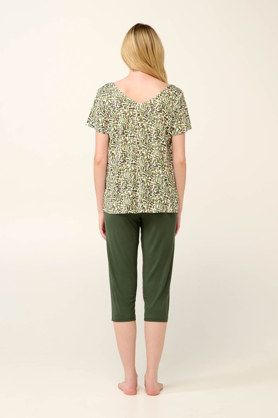 Micromodal Women’s Pyjamas with Capri Pants