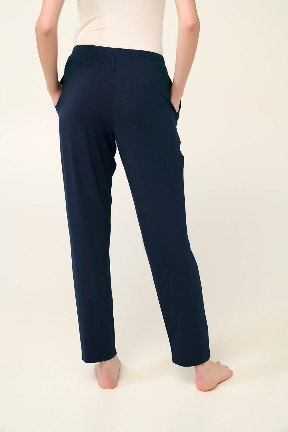 Long Women’s Pants with Pleats