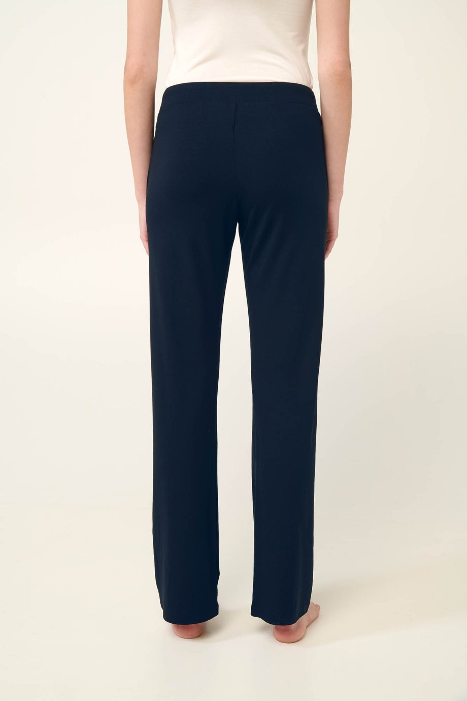 Long Women’s Pants with Side Pockets